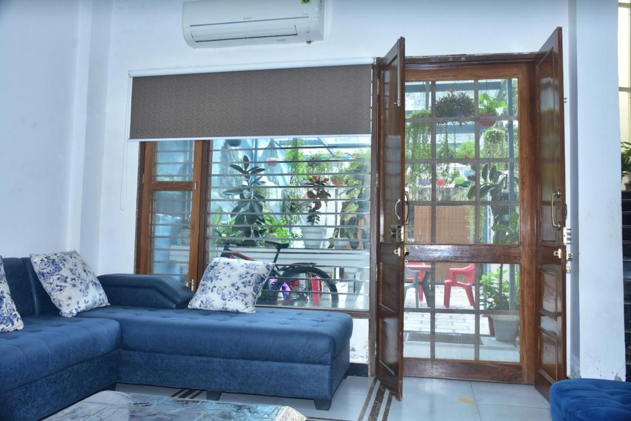Shreshth Home Stay - Best Family Accommodation - 3Km From Har Ki Pauri, Haridwar, Uttarakhand Exteriör bild