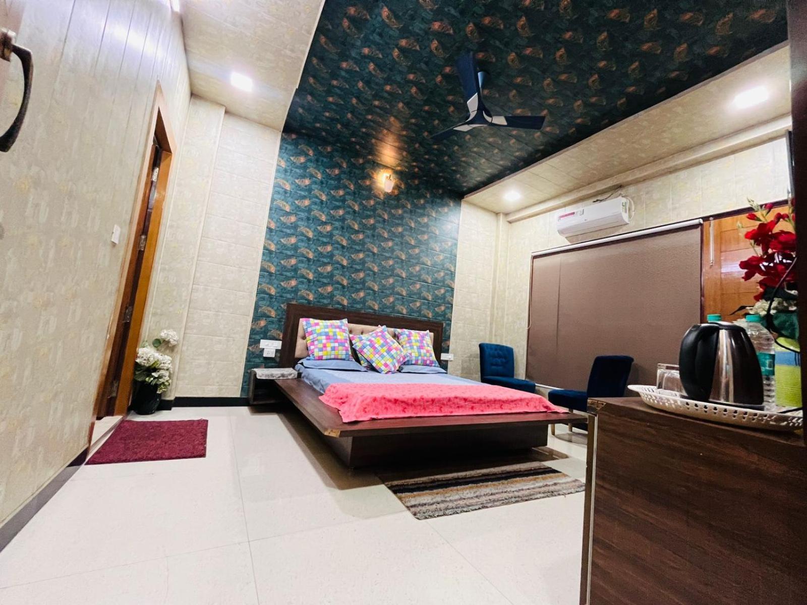 Shreshth Home Stay - Best Family Accommodation - 3Km From Har Ki Pauri, Haridwar, Uttarakhand Exteriör bild