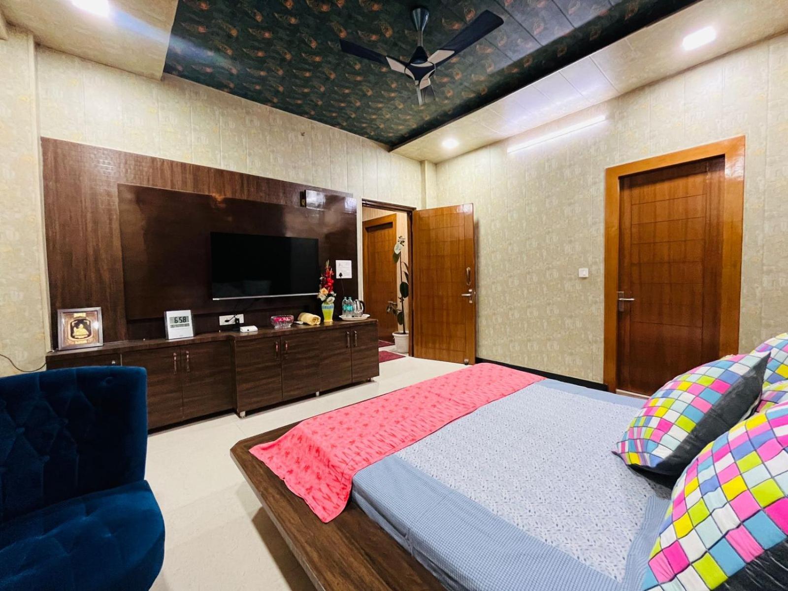 Shreshth Home Stay - Best Family Accommodation - 3Km From Har Ki Pauri, Haridwar, Uttarakhand Exteriör bild