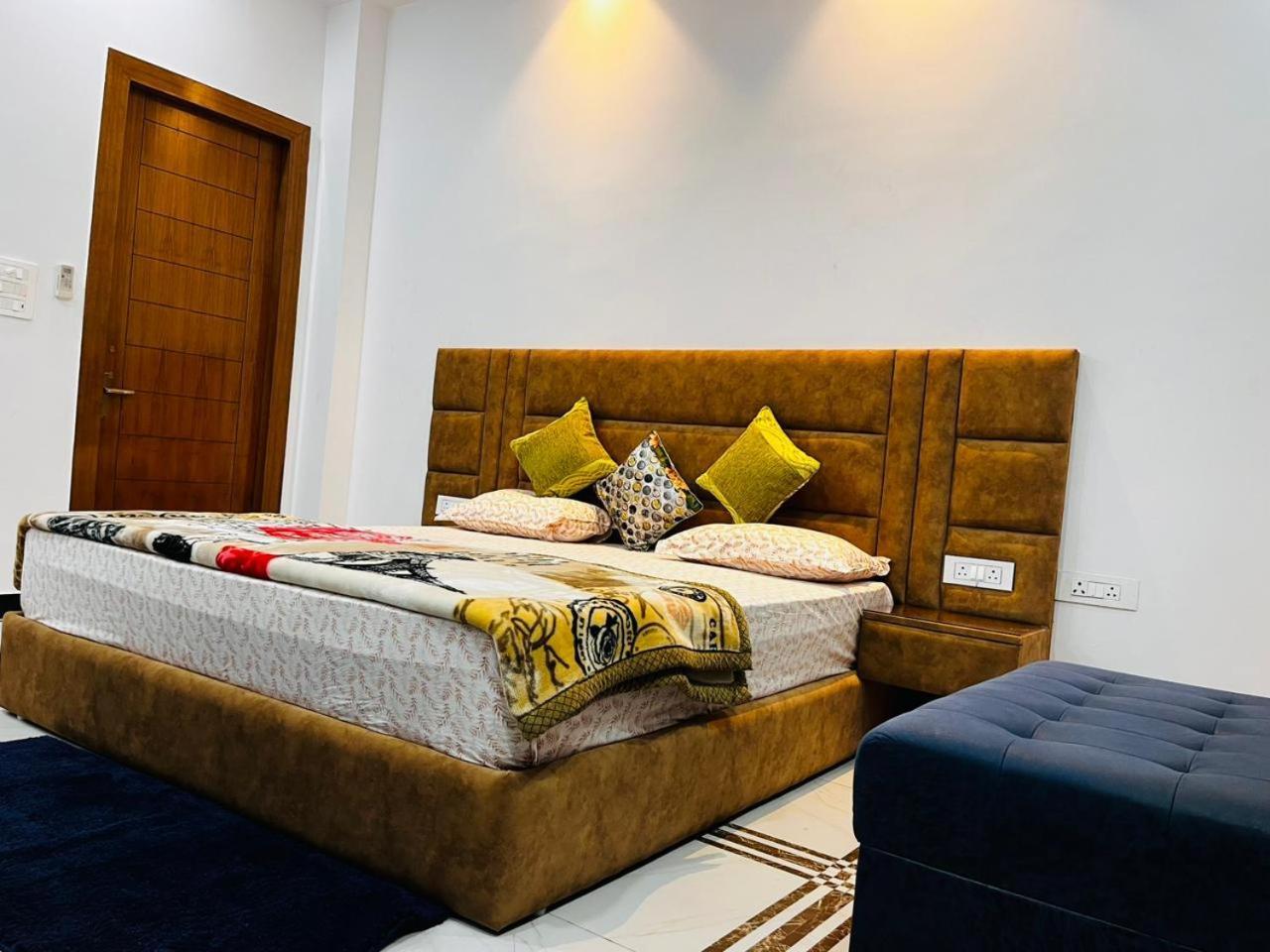Shreshth Home Stay - Best Family Accommodation - 3Km From Har Ki Pauri, Haridwar, Uttarakhand Exteriör bild