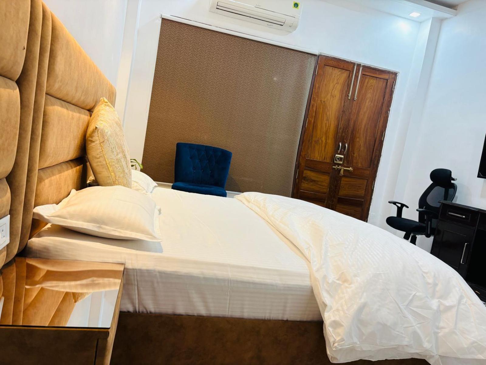 Shreshth Home Stay - Best Family Accommodation - 3Km From Har Ki Pauri, Haridwar, Uttarakhand Exteriör bild